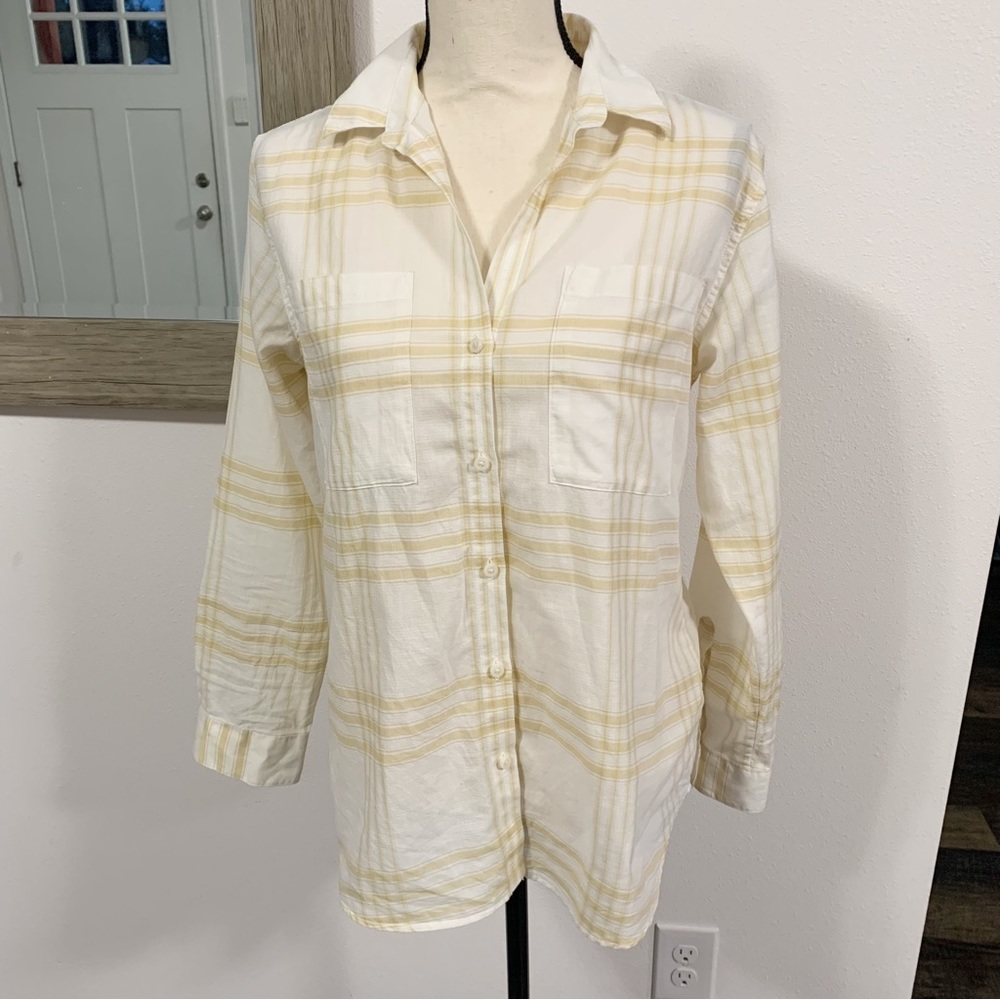 Patagonia Women’s Lightweight Buttondown Style 54296